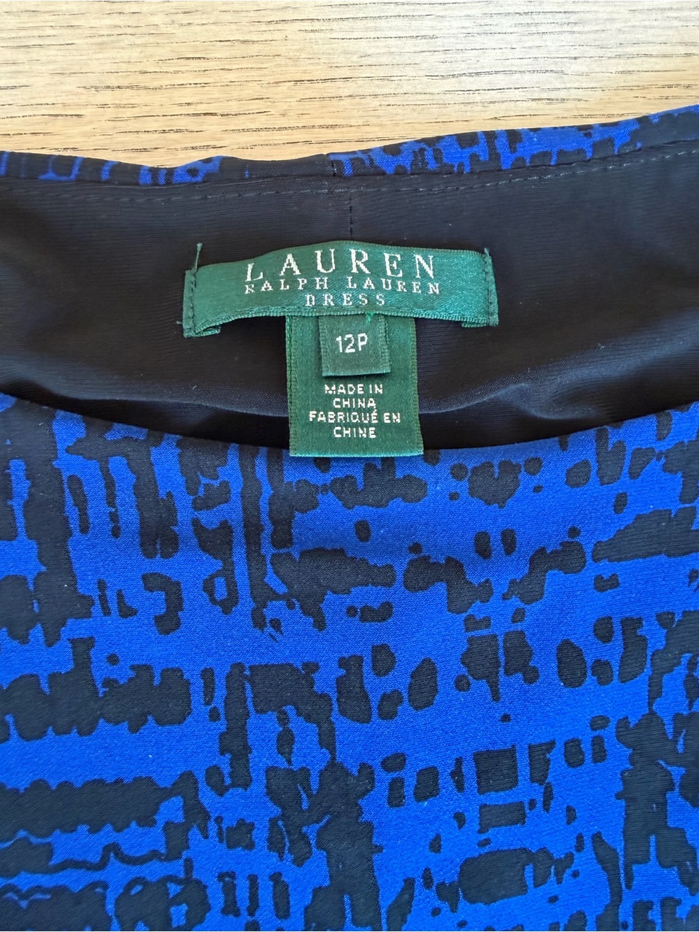 Lauren Ralph Lauren Blue Black Ruched Sheath Dress Petite 12 - Picture 3 of 4